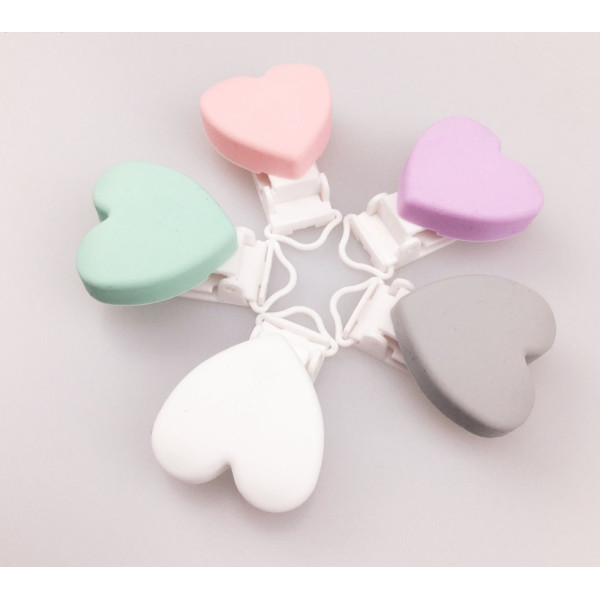 Chupetero Corazón Pinza Plastico